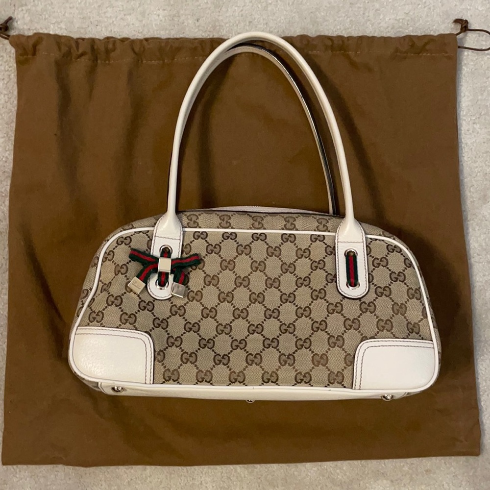 Gucci Interlocking GG Jacquard Shoulder Handbag